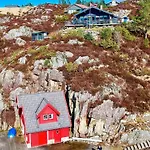 4 Star Holiday Home In Urangsvag *