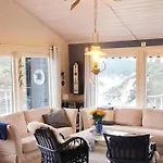 4 Star Holiday Home In Urangsvag