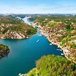 Feriehus 4 Star Holiday Home In Urangsvag Steinsbo