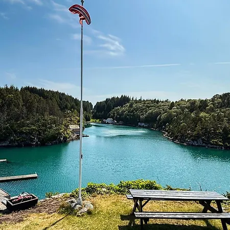 4 Star In Urangsvag Steinsbo