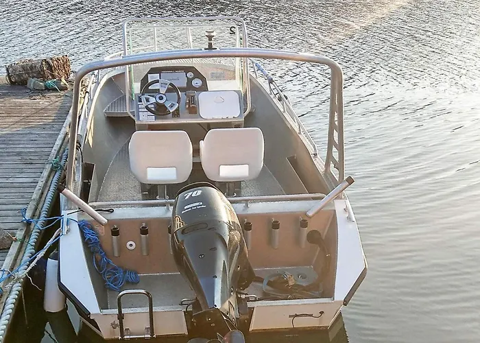 6 Person In Urangsvag
